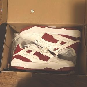 Pumas! Size 7